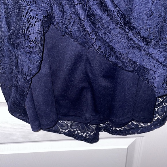PL Kim Rogers Petite Navy Blue Lace Cold a shoulder dress - Picture 7 of 8